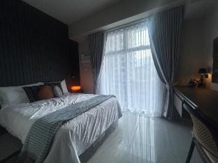 Snug Plug at Mivela Vacation rental in Cebu City