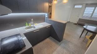 Spare Room for rent Vacation rental in Pasay