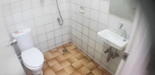 Pasay Ladies Bedspace Dormitel (Hostel) Vacation rental in Pasay