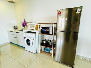 Blue Sky Family Trefoil 2BR-Setia City Mall/SCCC Vacation rental in Selangor, Malaysia