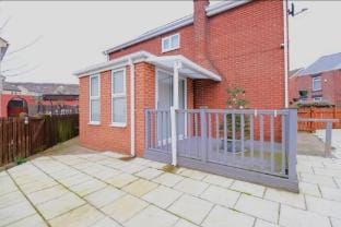 Spacious 6 Bedroom Family House Vacation rental in Borough of Barnsley