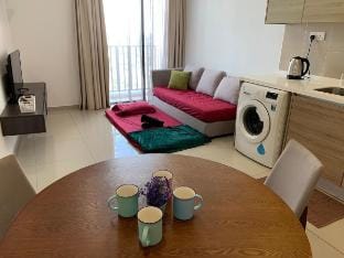 i-City【CASA SARAH】 ⁕Wifi/Netflix/Parking ⁕ 7pax Vacation rental in Selangor, Malaysia