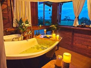 Fieldlight & Pool Villa·  RiceView 2debroom (云上稻影） Vacation rental in Thailand