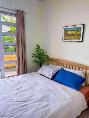 Tụi mình homestay - Room 4 - balcony room Vacation rental in Laos