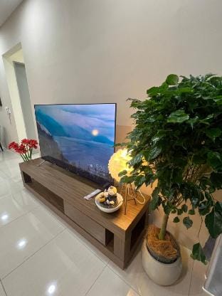 Middle Room only in Bayan Lepas @ shared bathroom Vacation rental in Bayan Lepas