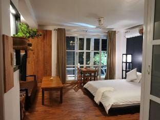 Studio (with fully equipped kitchen) Vacation rental in Bagmati Province, Nepal