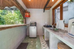 3BR Pool Villa in Ubud | Big Garden, Large Pool Vacation rental in Ubud