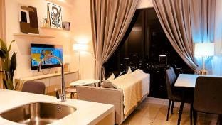 KLCC view skyline 1BR Trion@KL(B-60-08-1BR) Vacation rental in Federal Territory of Kuala Lumpur
