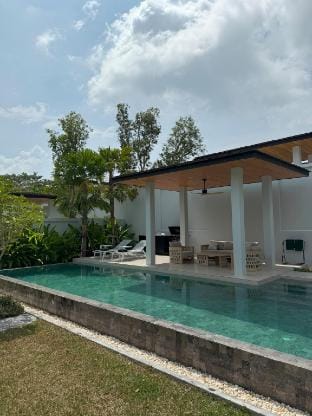 Botanica Foresta B10 Vacation rental in Choeng Thale