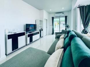 Villa Pranburi Beach Private Garden  Vacation rental in Prachuap Khiri Khan, Thailand
