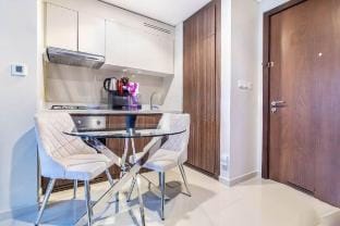 Reva By Damac 1 Bedroom Vacation rental in Dubai