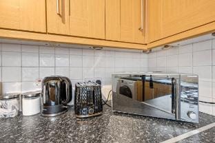 • Modern Terraced House Near the City • Vacation rental in Exeter