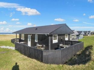 Family Holiday Home by North Sea Vacation rental in Central Denmark Region