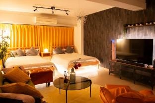 最大12名様宿泊可能/道頓堀まで徒歩6分/1日1組限定 Vacation rental in Osaka