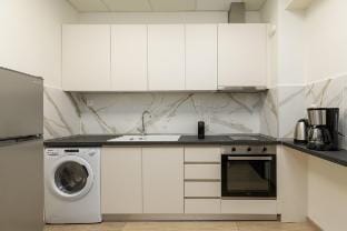 Vivienne by halu!: Deluxe apartment in the center Vacation rental in Thessaloniki