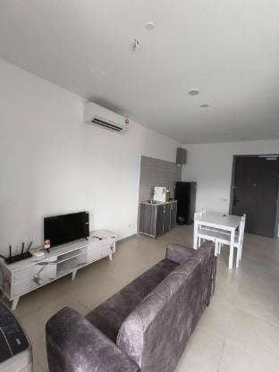 Penang 22 Macalisterz Georgetown Premium 顶楼无边泳池 Vacation rental in George Town