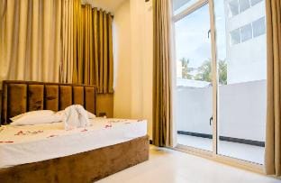 1 Min Walk to Hikkaduwa Beach! Whole Villa Vacation rental in Hikkaduwa