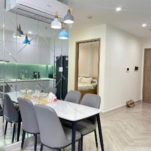 2 bedrooms 2 wc , busy center of many eateries Vacation rental in Laos