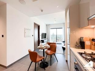 Luxury 1-Bed in Meydan with Balcony & City Views Vacation rental in Dubai