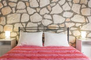 Harmony Villa 1 - 2bedrooms-sleeps 4-Fast Wifi- Parking-Near Laganas beach Vacation rental in Zakynthos, Greece