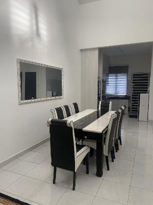 HOMESTAY CIKGU INA Vacation rental in Ipoh
