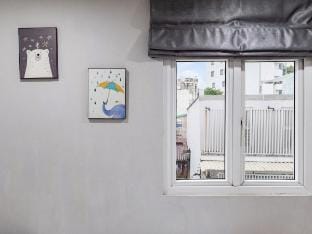 Cozy Studio 25m2 with Window Vacation rental in Ho Chi Minh City