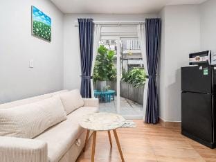 Spacious Studio 35m2 with Sofabed Vacation rental in Ho Chi Minh City