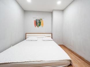 Apartment 1 Bedroom in Le Van Sy Vacation rental in Ho Chi Minh City