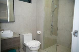 Luxury suites with KLCC view and city view  Vacation rental in Federal Territory of Kuala Lumpur