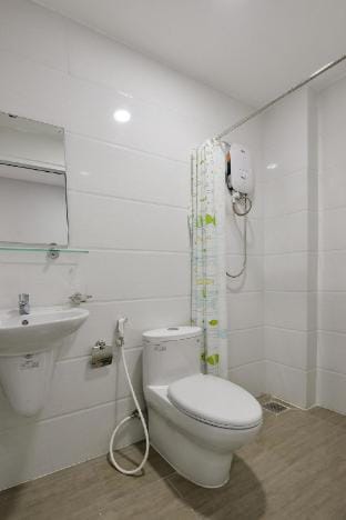Nice Studio in Le Van Sy Vacation rental in Ho Chi Minh City