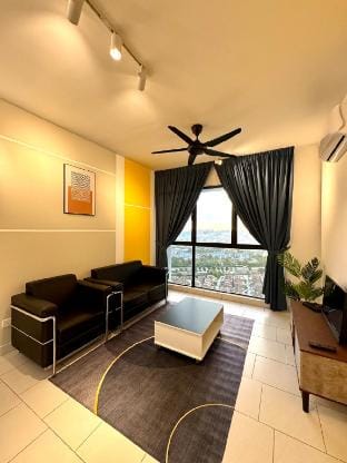 Astetica B30 Wi-Fi KTM TV box Mines MIECC UPM Vacation rental in Federal Territory of Kuala Lumpur