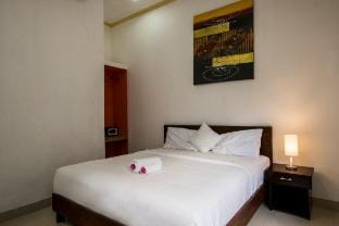 Canggu Ocean House/Orange. By walk to the beach! Vacation rental in North Kuta