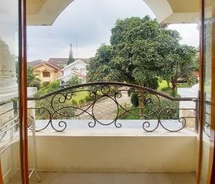 Villa Halimun 3 Bedrooms + Private Pool Vacation rental in West Java