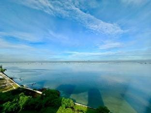 2BR Near Okada /ManilaBay Seaview/Airport/Spacious Vacation rental in Pasay