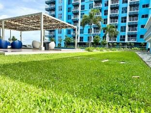 1BR Near Okada ManilaBay Seaview Airport Spacious Vacation rental in Pasay