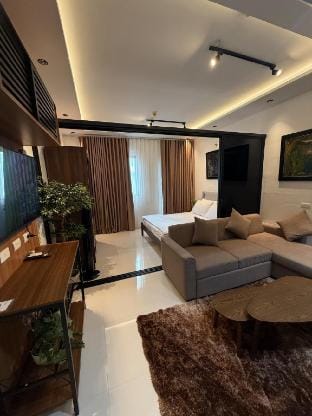 Condo unit with balcony in Lapu Lapu Cebu Vacation rental in Lapu-Lapu City