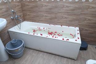Luxury Villa For Party | Hide Away Stays  Vacation rental in Maharashtra