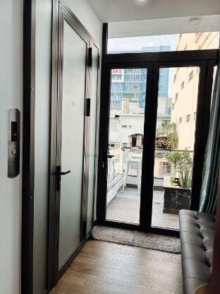 C03/Couple Business Room Private Elevator Balcony Vacation rental in Ho Chi Minh City