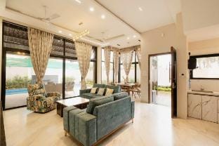 Aaramghar Stays - 4BR Pool Villa Serene II Vacation rental in Lonavla