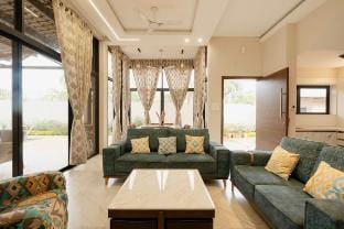 Aaramghar Stays - 4BR Pool Villa Serene II Vacation rental in Lonavla