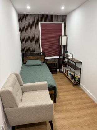 Single Room with Shared Kitchen & Bathroom 1 Guest Vacation rental in London Borough of Hackney