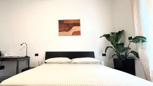 Lingotto-Mirafiori private rooms URBAN CHIC Vacation rental in Turin