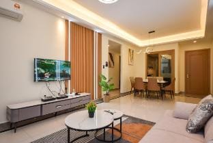 R&F Sunrise Seaview Suite 6 Pax【Arcade Game】36 Vacation rental in Johor Bahru