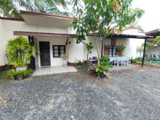 Maidok Homestay 2(ไม้ดอกโฮมสเตย์ 2) Vacation rental in Thailand