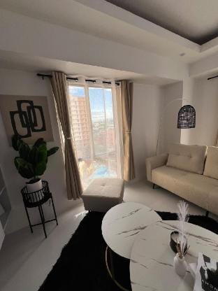 Lucky 7 Suites  Vacation rental in Pasay