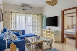tisyastays | Blue Haven 2BHK with Pool & Gym Vacation rental in Candolim