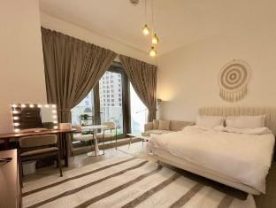 Cosy studio apartment in Sparkle Towers, Marina Vacation rental in Dubai