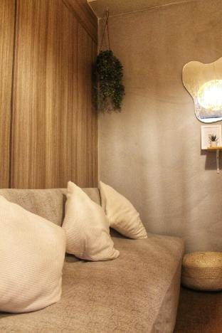 Kirei Hjem Shore 2 Tower 2 | near Airport and MOA Vacation rental in Pasay