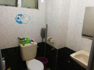 Cozy Single Room for Rent In Sri Petaling, KL Vacation rental in Federal Territory of Kuala Lumpur