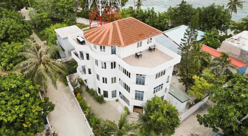 Handhu Runba Inn Hotel in Maldives